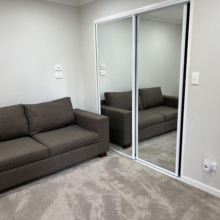 Guest Suite - Cosy Place In The Wattle Downs 오클랜드 외부 사진
