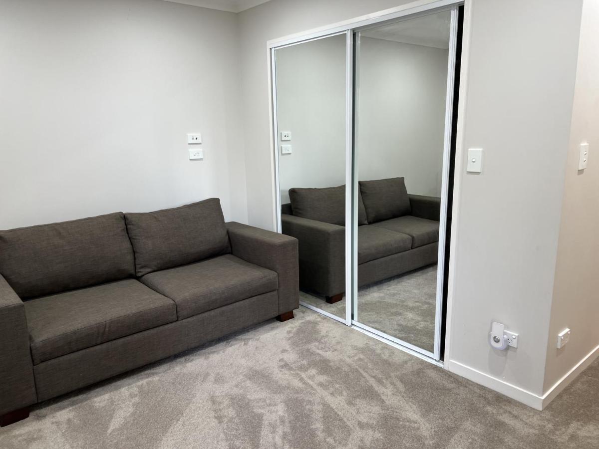 Guest Suite - Cosy Place In The Wattle Downs 오클랜드 외부 사진